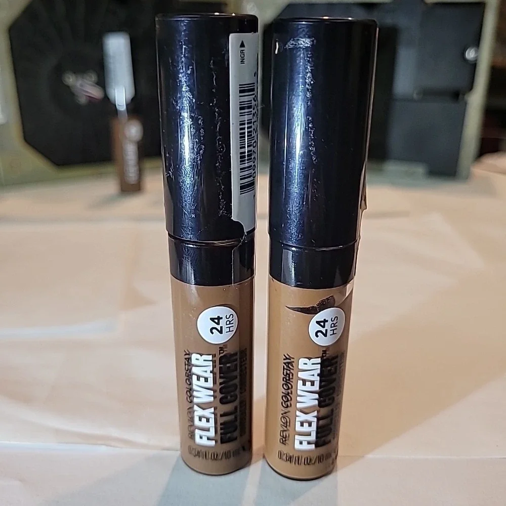 2 x Revlon ColorStay Flex Wear Full Cover Concealer 078 TRUFFLE + 075‎ HAZELNUT